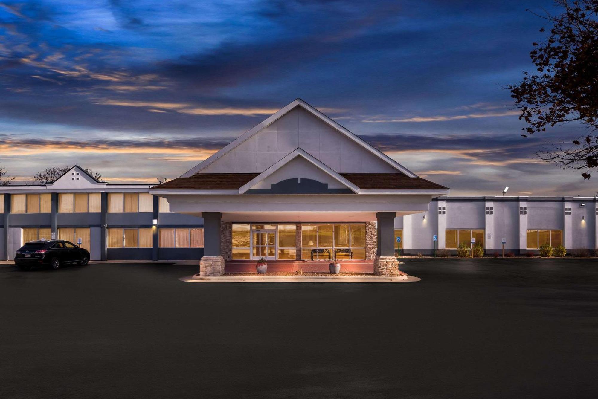 Quality Inn Форт-Додж Екстер'єр фото