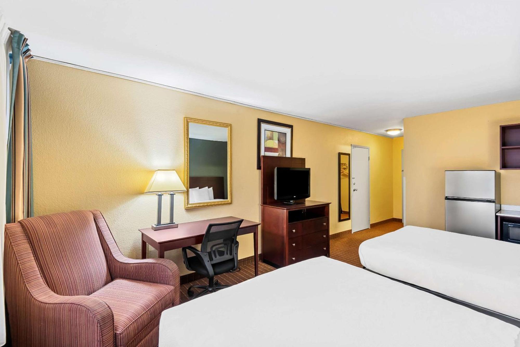 Quality Inn Форт-Додж Екстер'єр фото